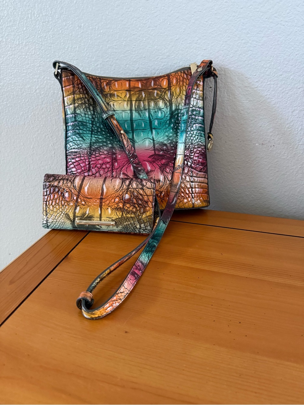 NWOT Brahmin Multicolor Croc-Embossed Crossbody with Matching Wallet